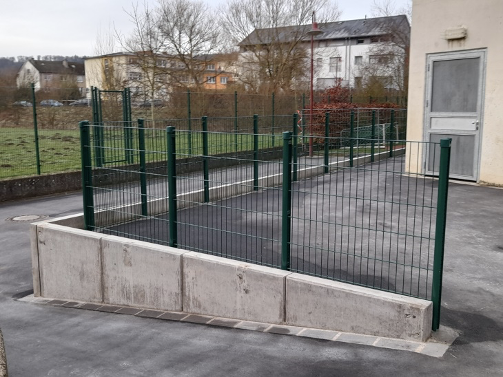 Installation d’une barrière nylofor